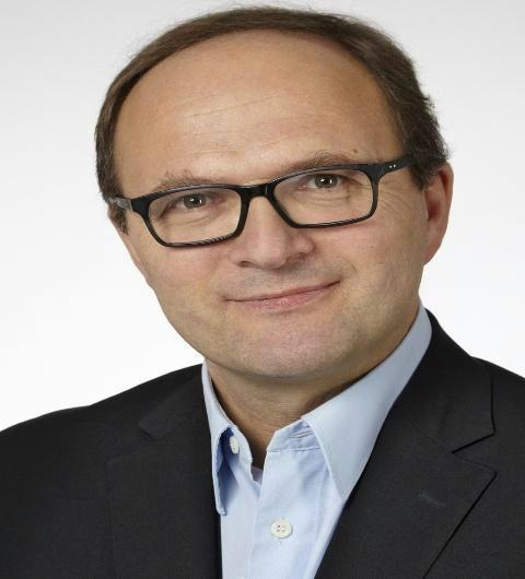 Dr. Axel Sikora